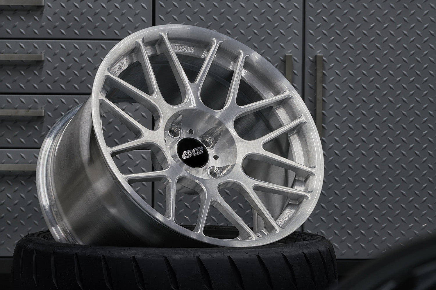 Apex - Classic Line ARC-8RT Forged Wheel - BMW (5x120)