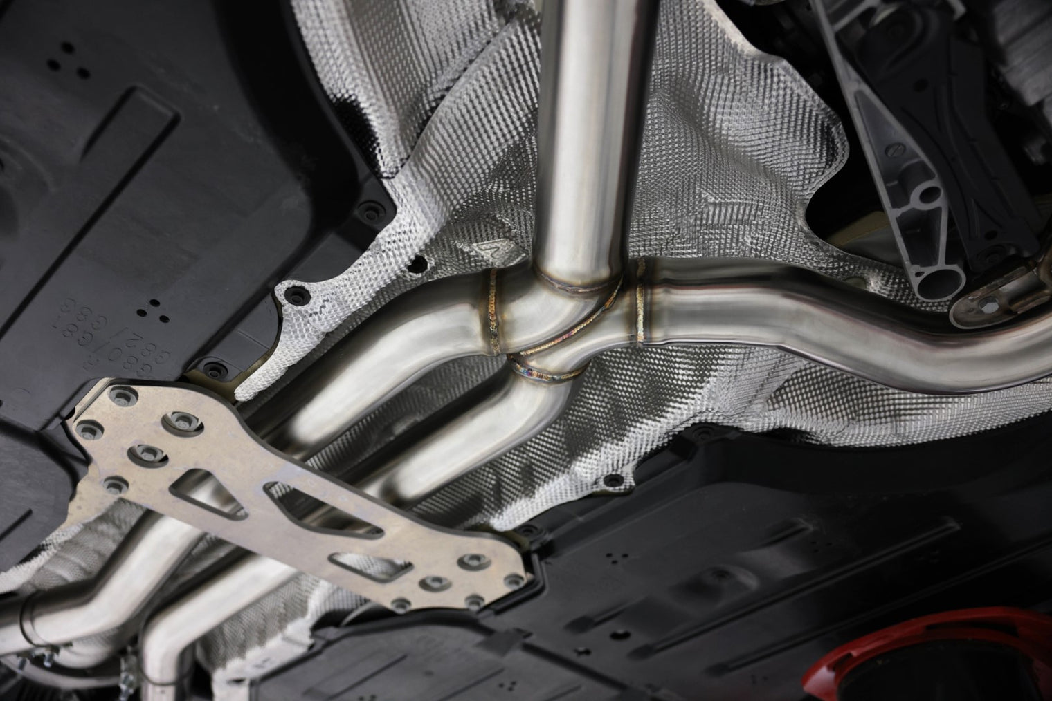 Dinan - High Flow Middle Exhaust - BMW G8X M3/M4